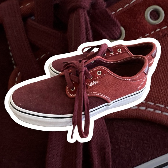 Vans - Picture 1 of 6
